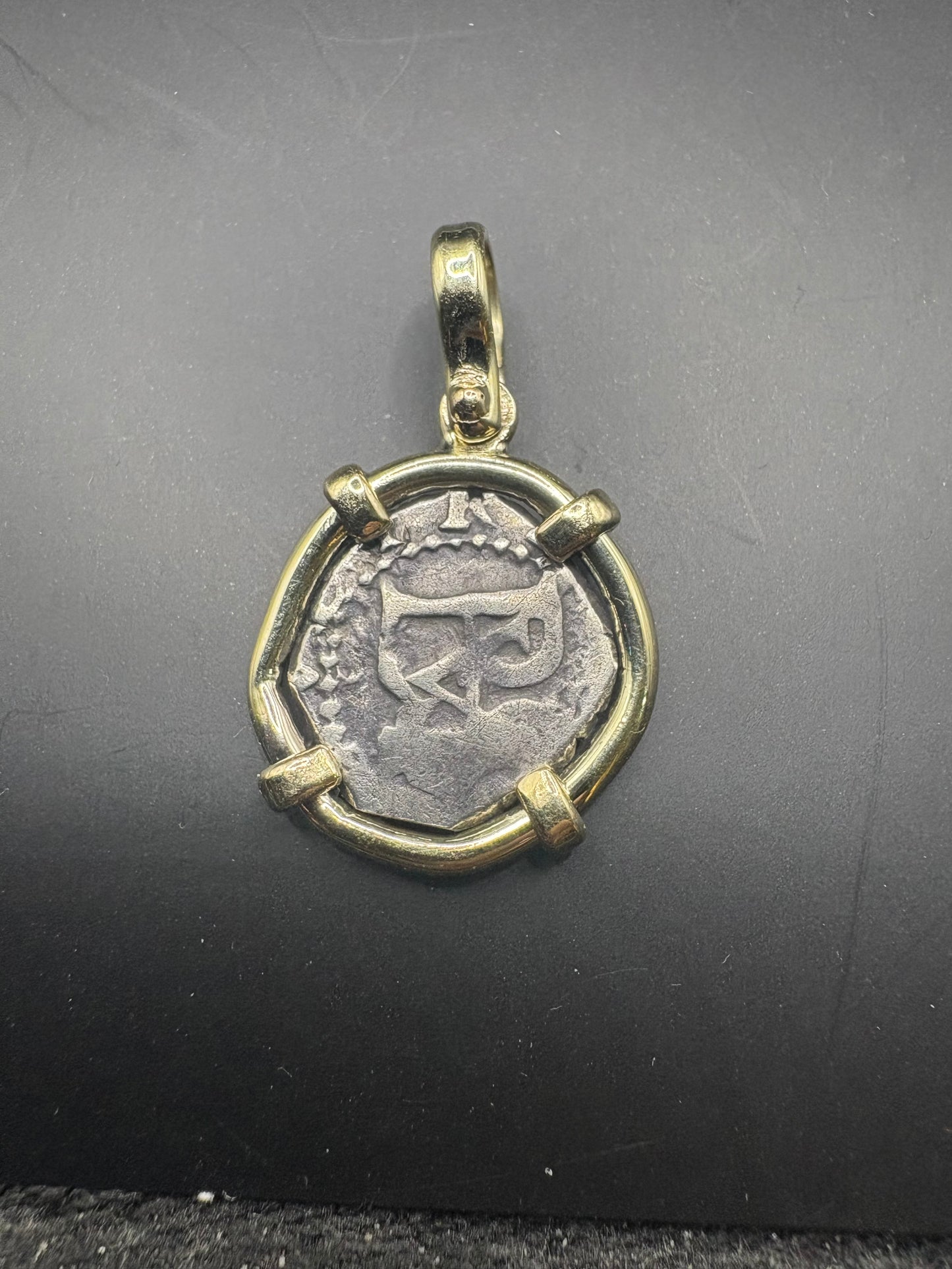 1600s 1/2 Reale in 14kt Gold, Philip III Era, 5.05 grams incl. Bezel, NV Assayer, Potosi Mint, Mule Trail.