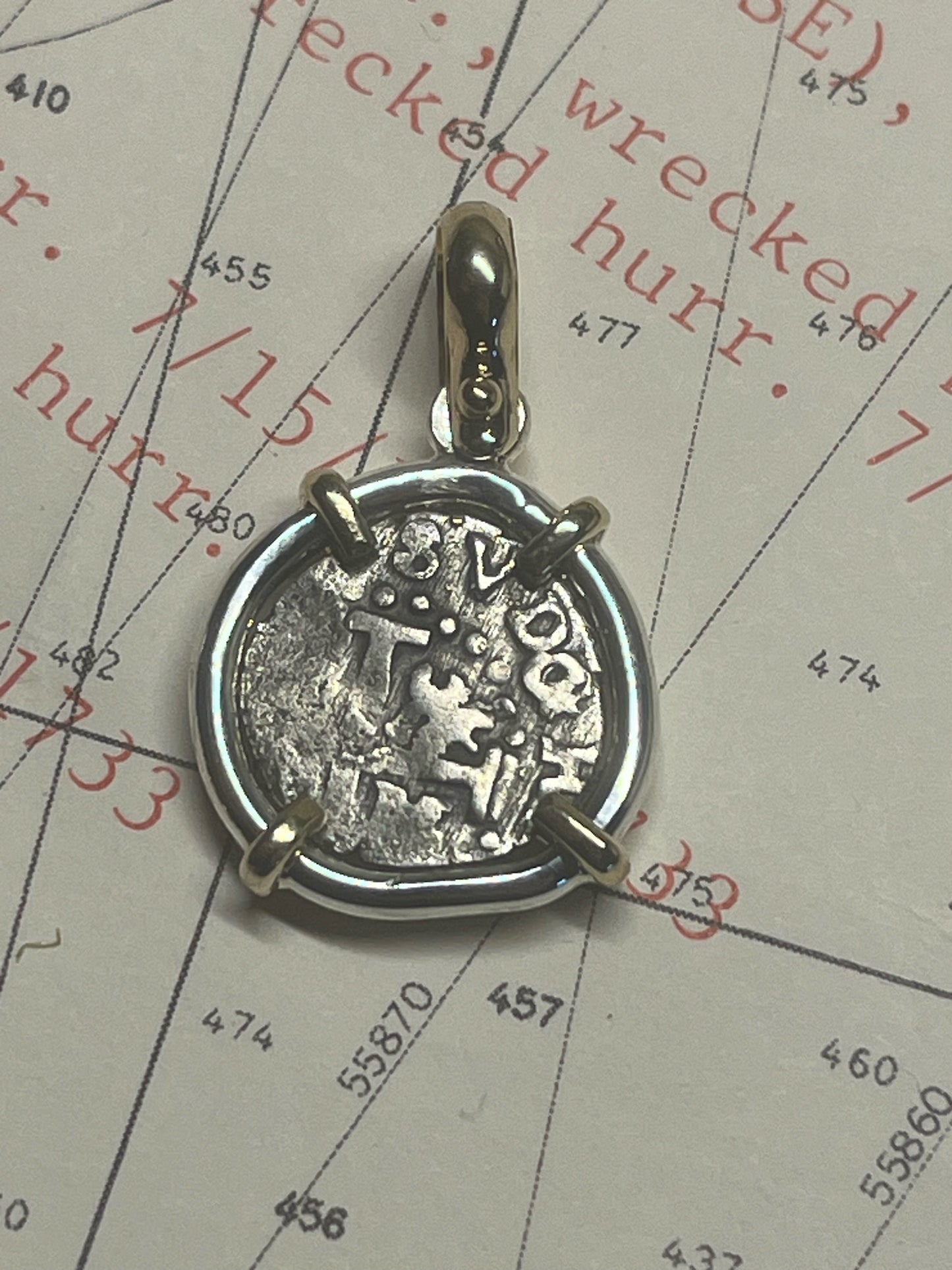 1711 Full date 1/2 Reale pendant, Lima mint, Philip V Reign, NV Assayer, 4.7 Grams incl. mount, Sterling and 14kt Mount.